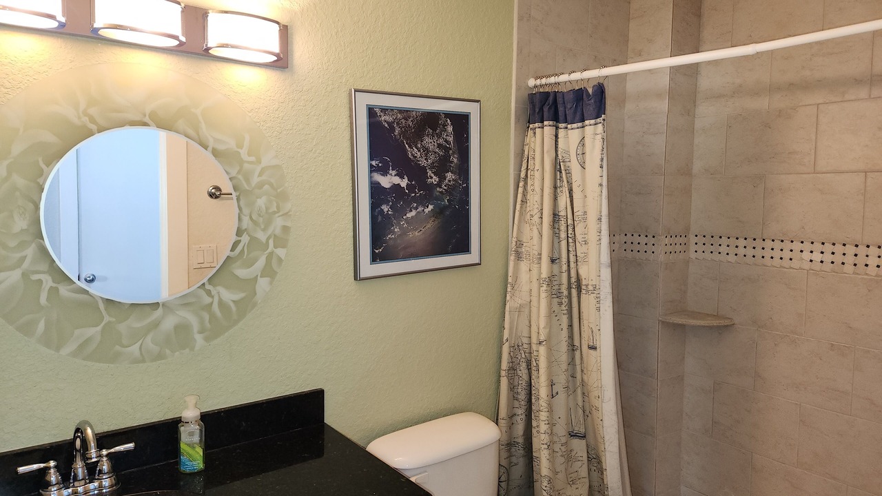 Photo of Bathroom in Cross Key Waterways