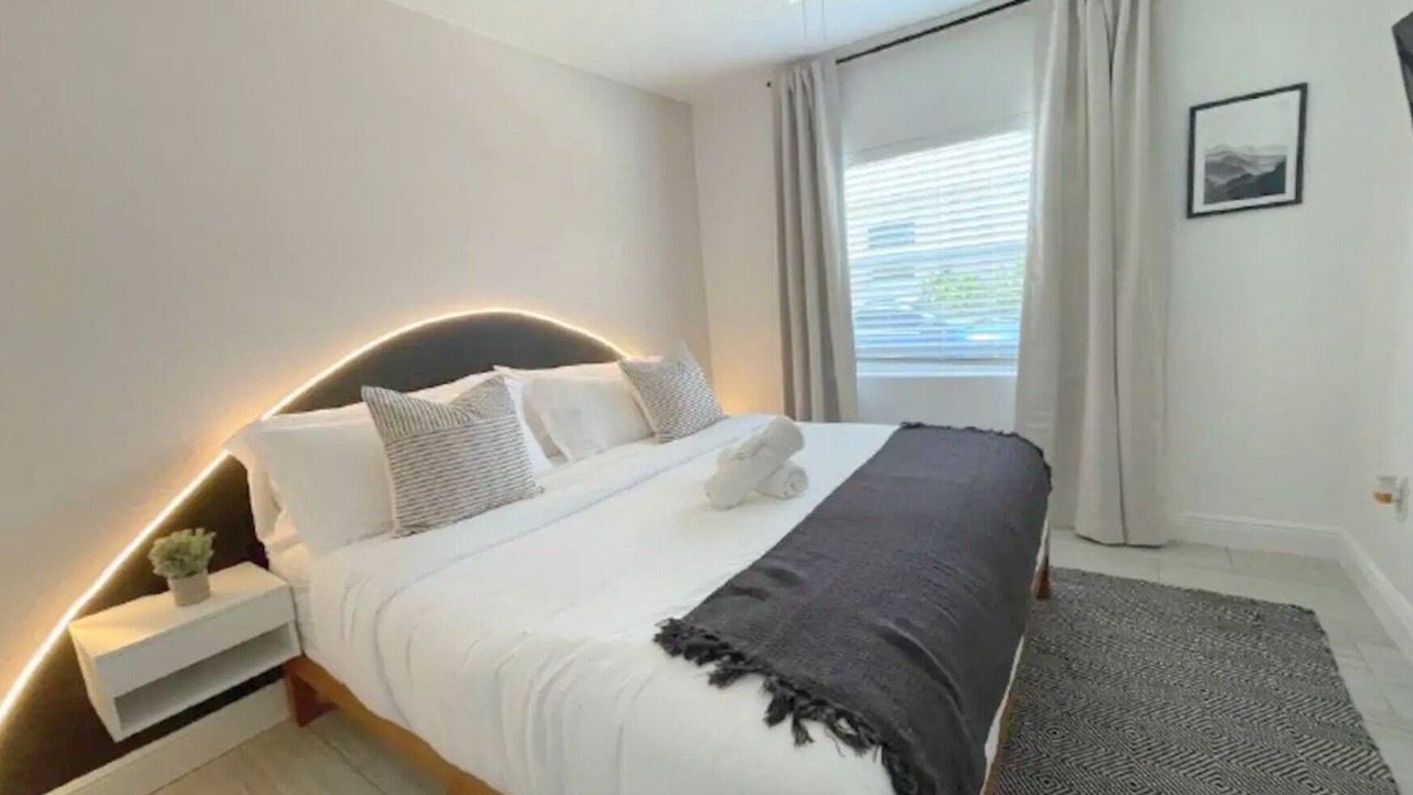 Photo of Bedroom in Royal Poinciana
