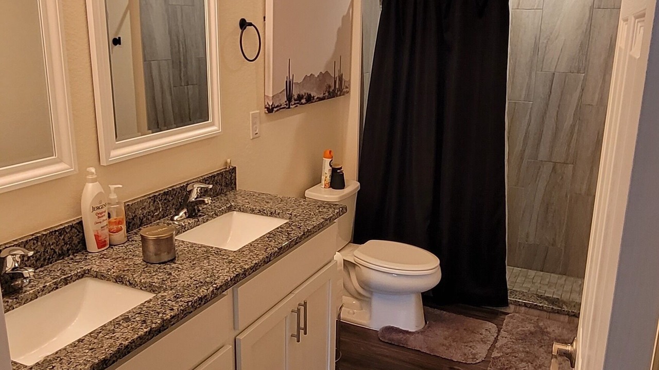 Photo of Bathroom in LaBelle