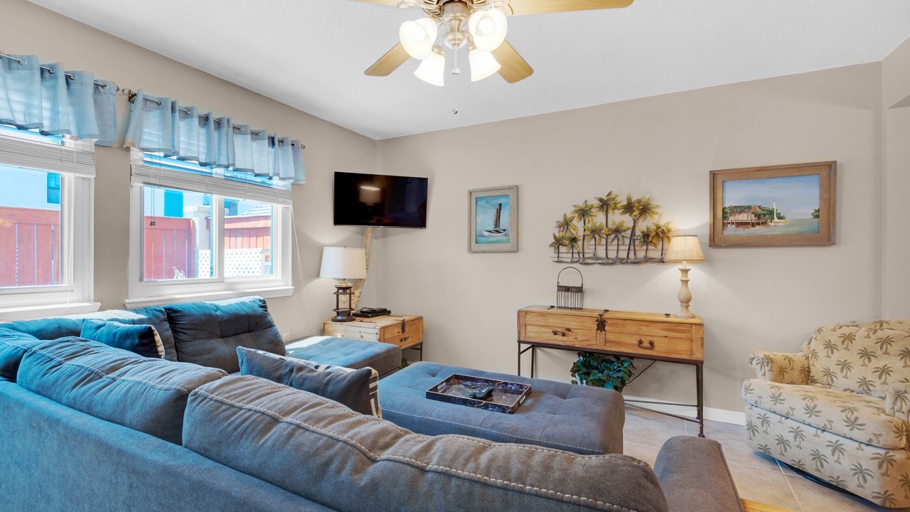 Photo of Livingroom in Sugar Beach