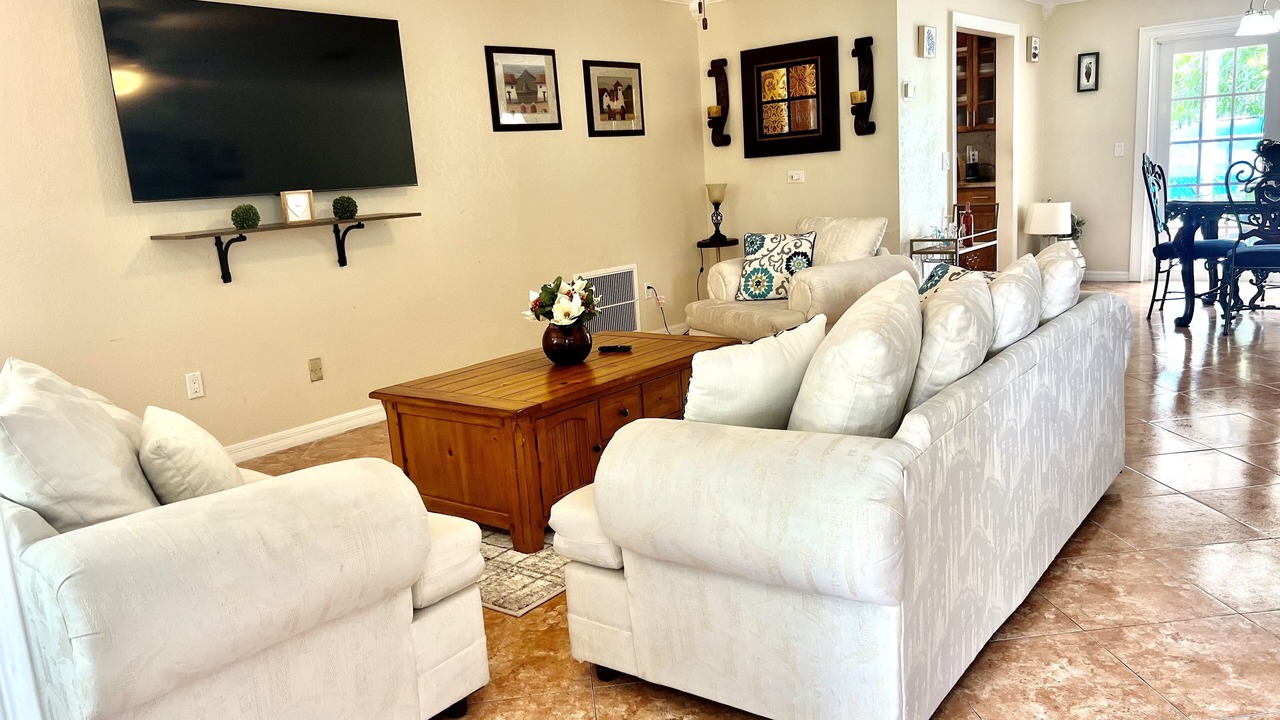 Photo of Livingroom in Sandalfoot Cove