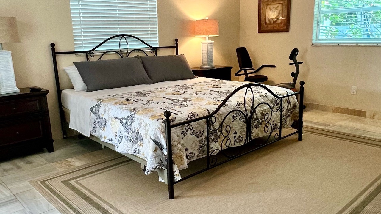 Photo of Bedroom in Sandalfoot Cove