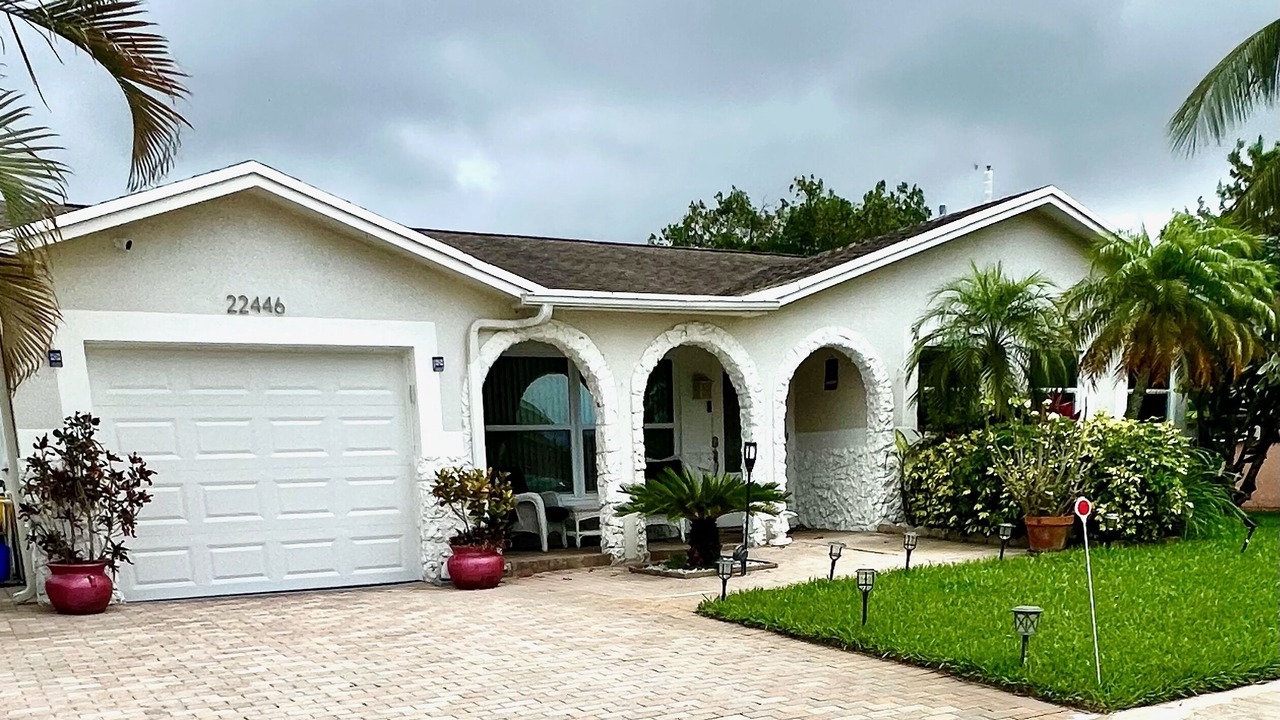 Photo of Outdoor in Sandalfoot Cove