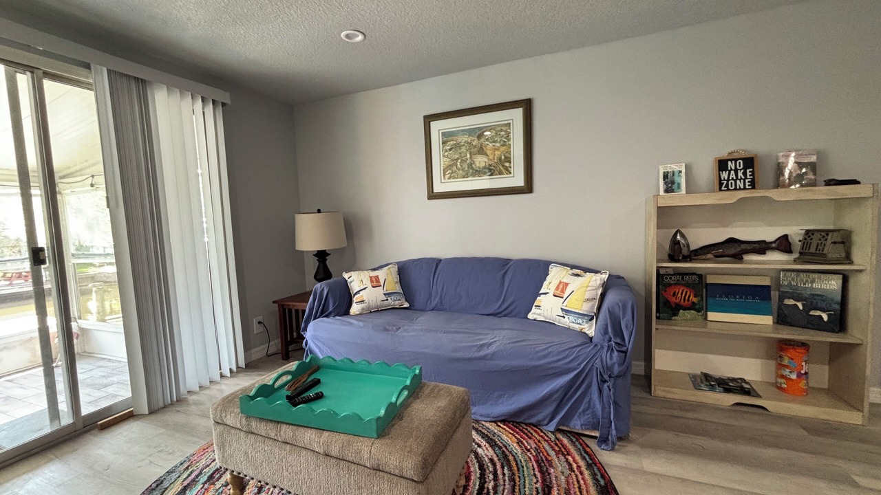 Photo of Livingroom in Lake George
