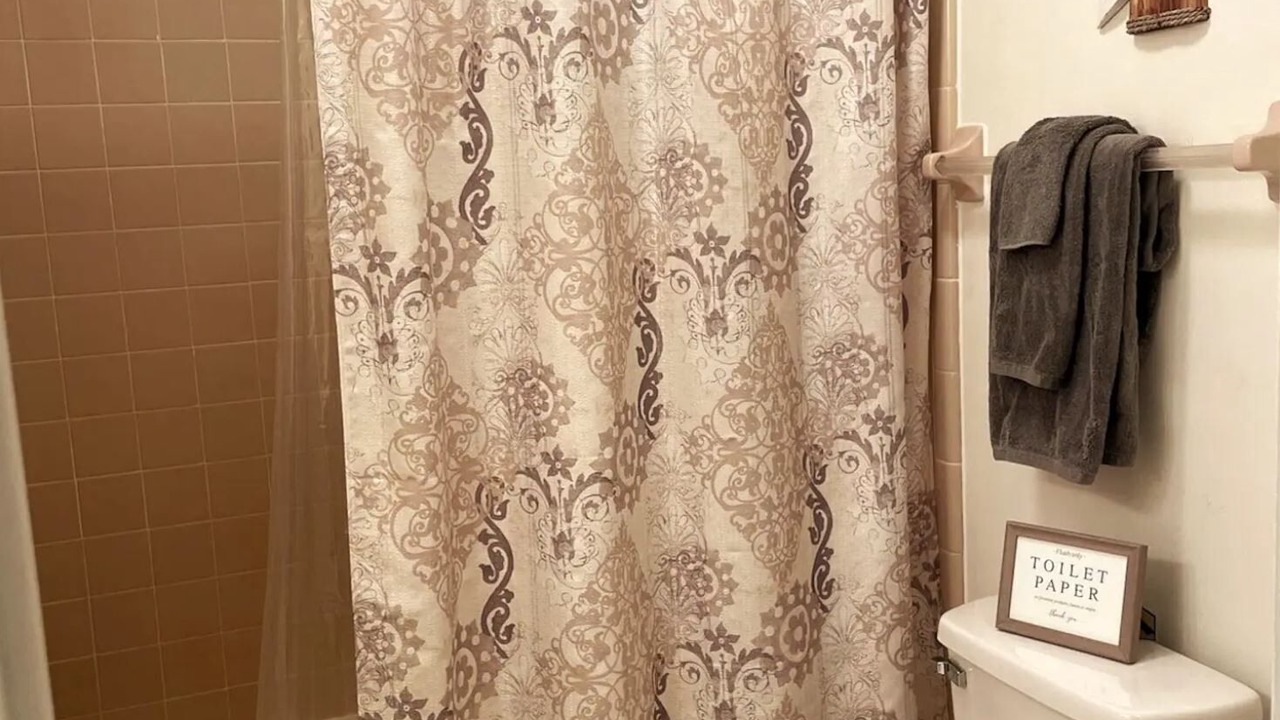 Photo of Bathroom in Amelia City