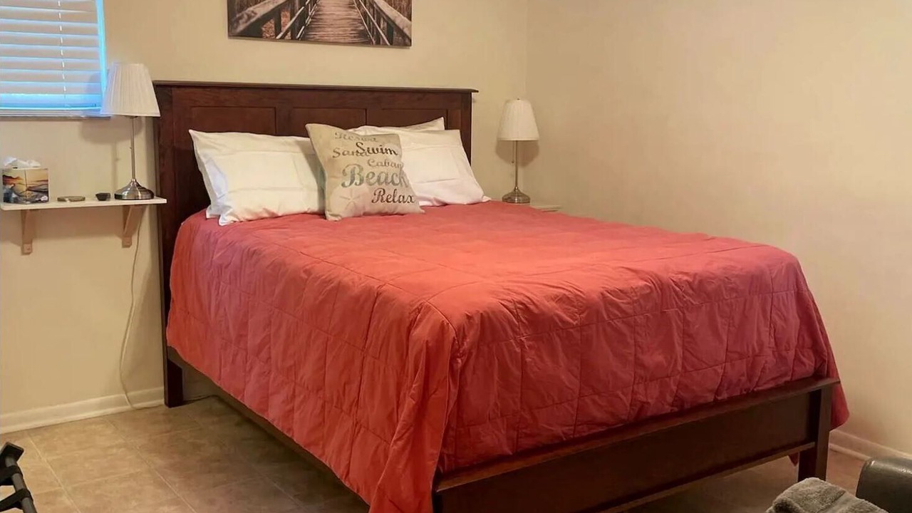 Photo of Bedroom in Amelia City