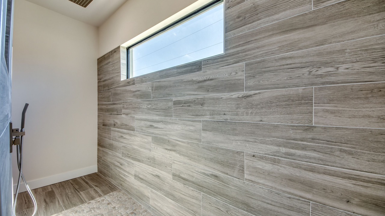 Photo of Bathroom in Mariner