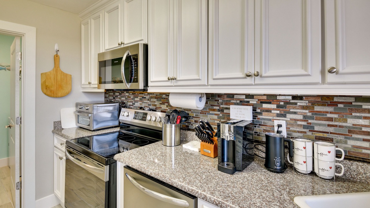 Photo of Kitchen in Harbor Oaks