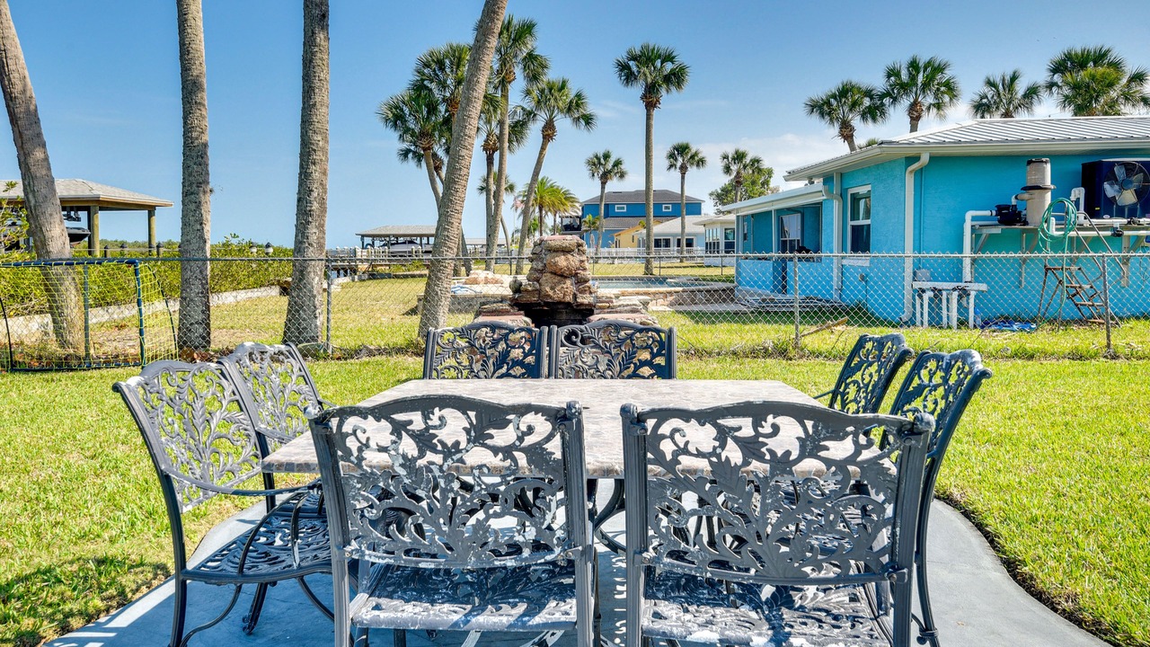 Photo of Outdoor in Harbor Oaks