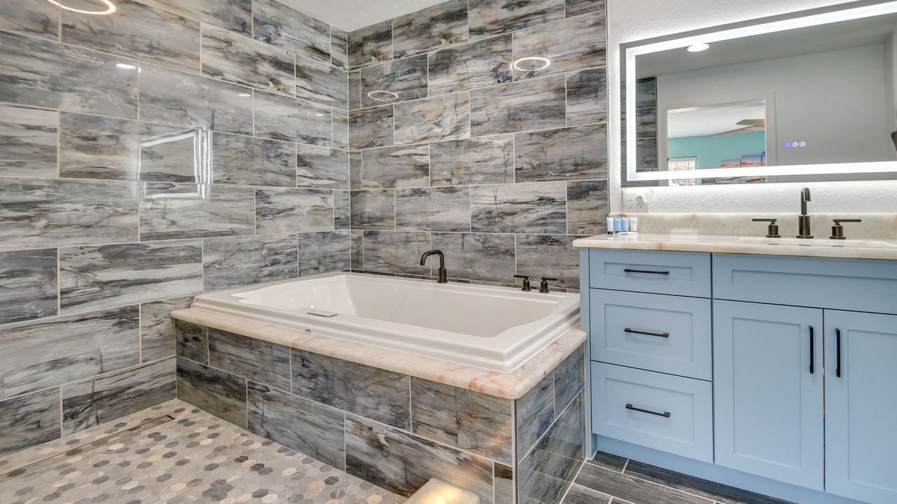 Photo of Bathroom in Harbor Oaks