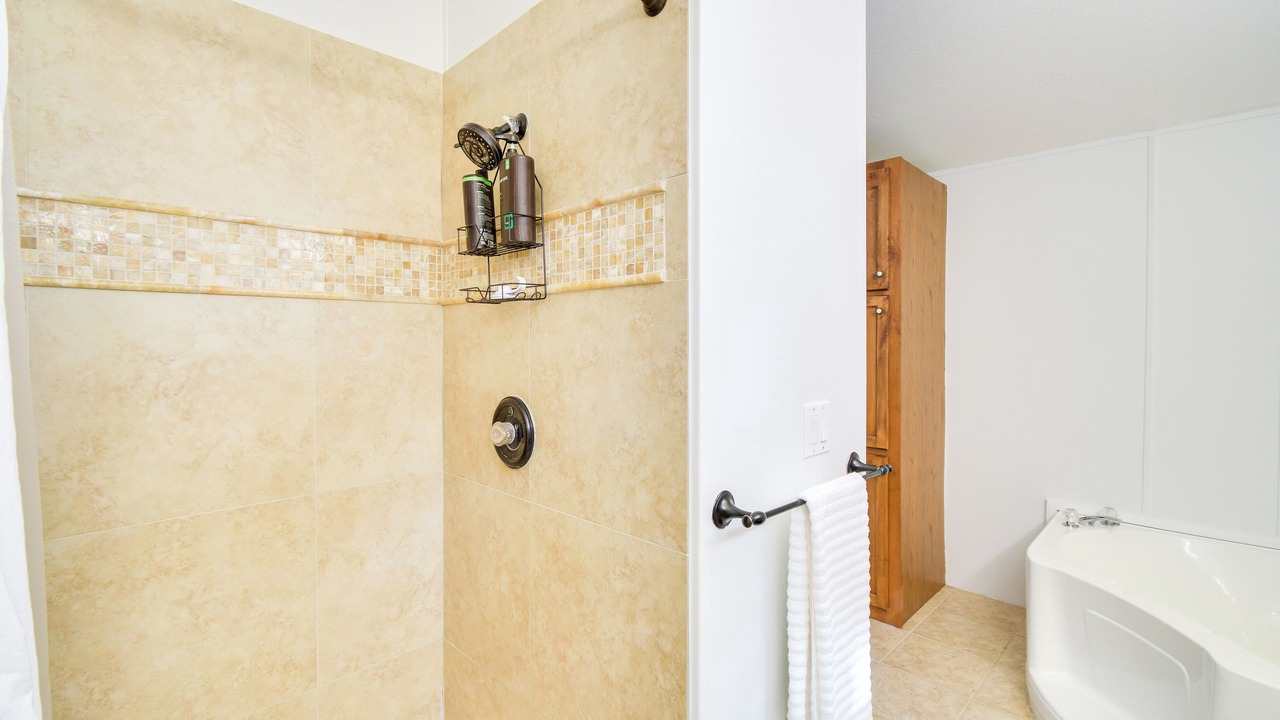 Photo of Bathroom in Doctors Inlet