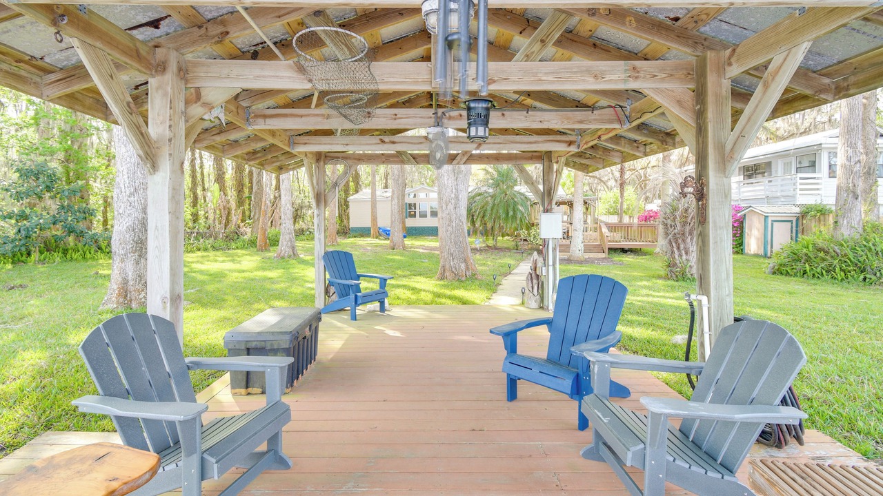Photo of Patio Balcony in Doctors Inlet