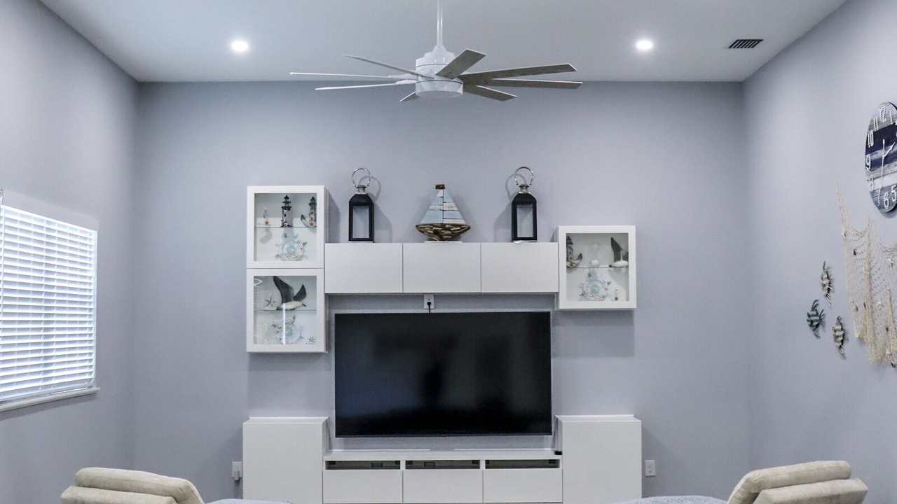 Photo of Livingroom in Warm Mineral Springs