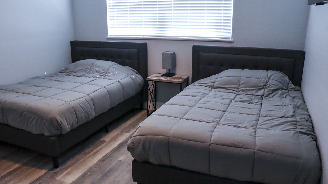 Photo of Bedroom in Warm Mineral Springs