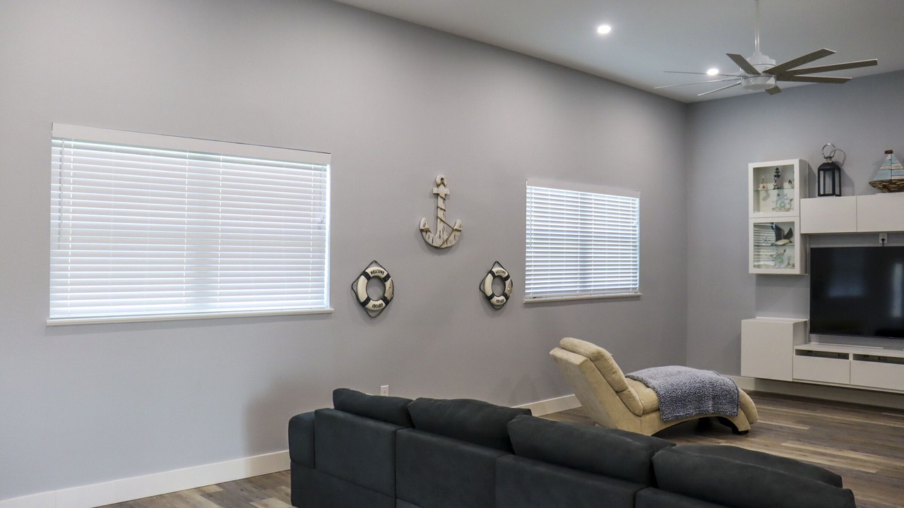 Photo of Livingroom in Warm Mineral Springs