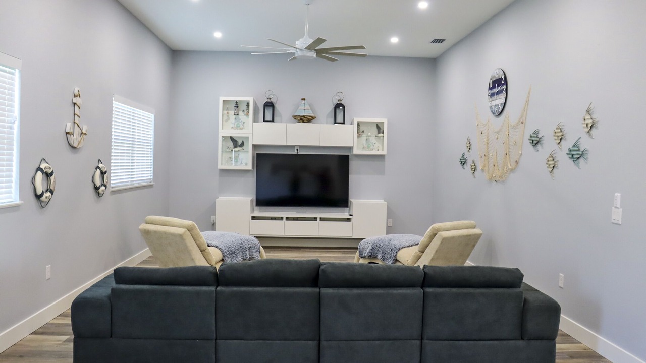 Photo of Livingroom in Warm Mineral Springs