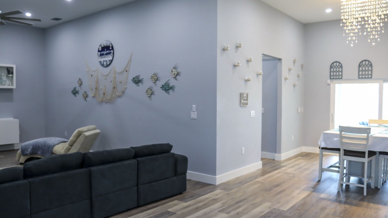 Photo of Livingroom in Warm Mineral Springs