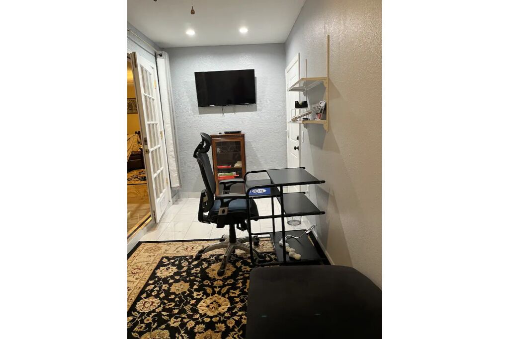 Photo of Bedroom in Hudson