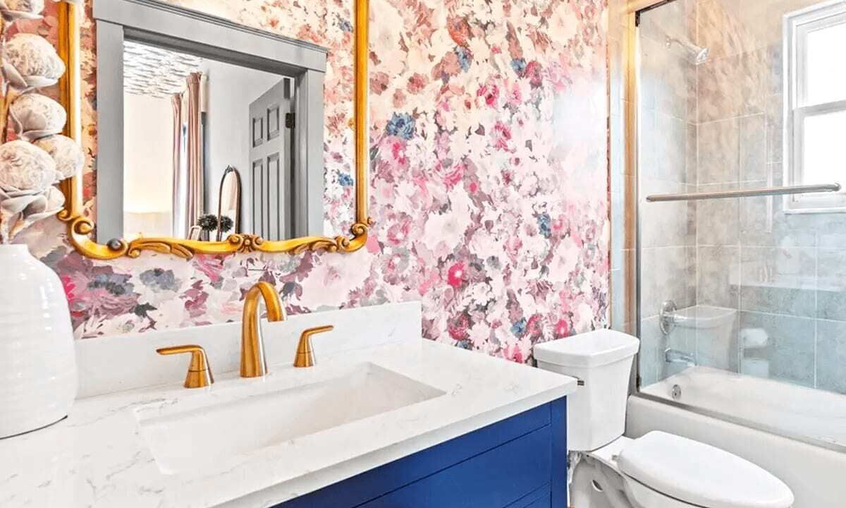 Photo of Bathroom in Downtown Historic District