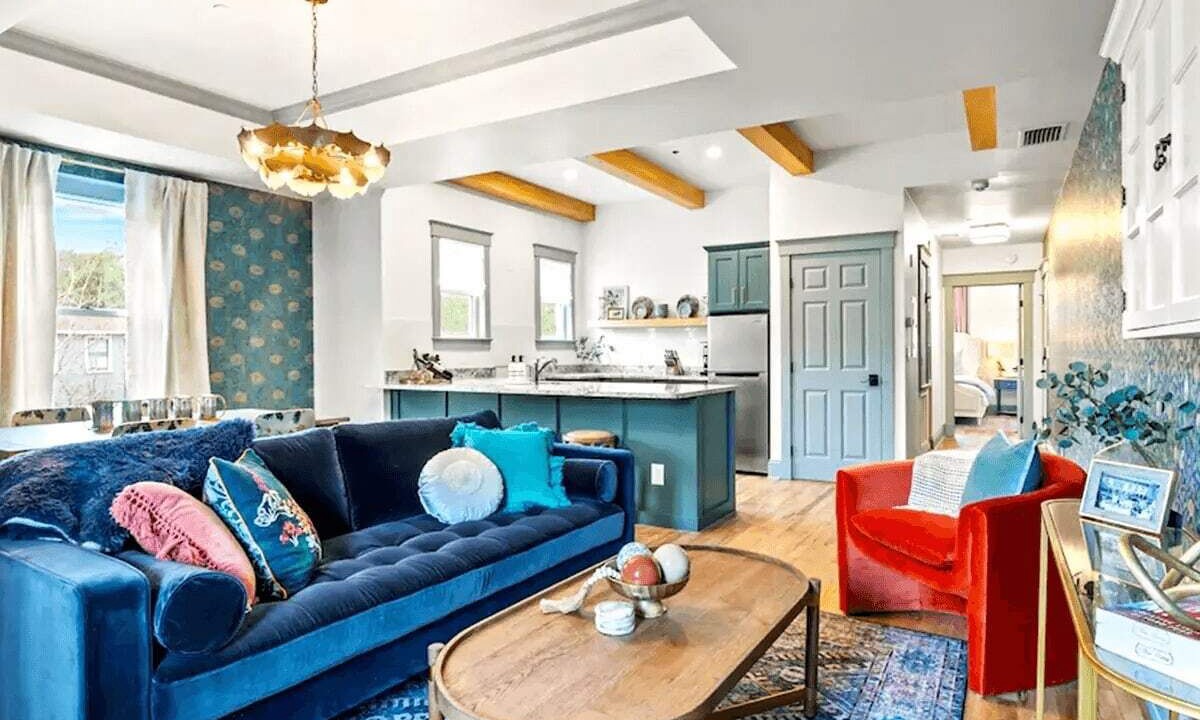 Photo of Livingroom in Downtown Historic District