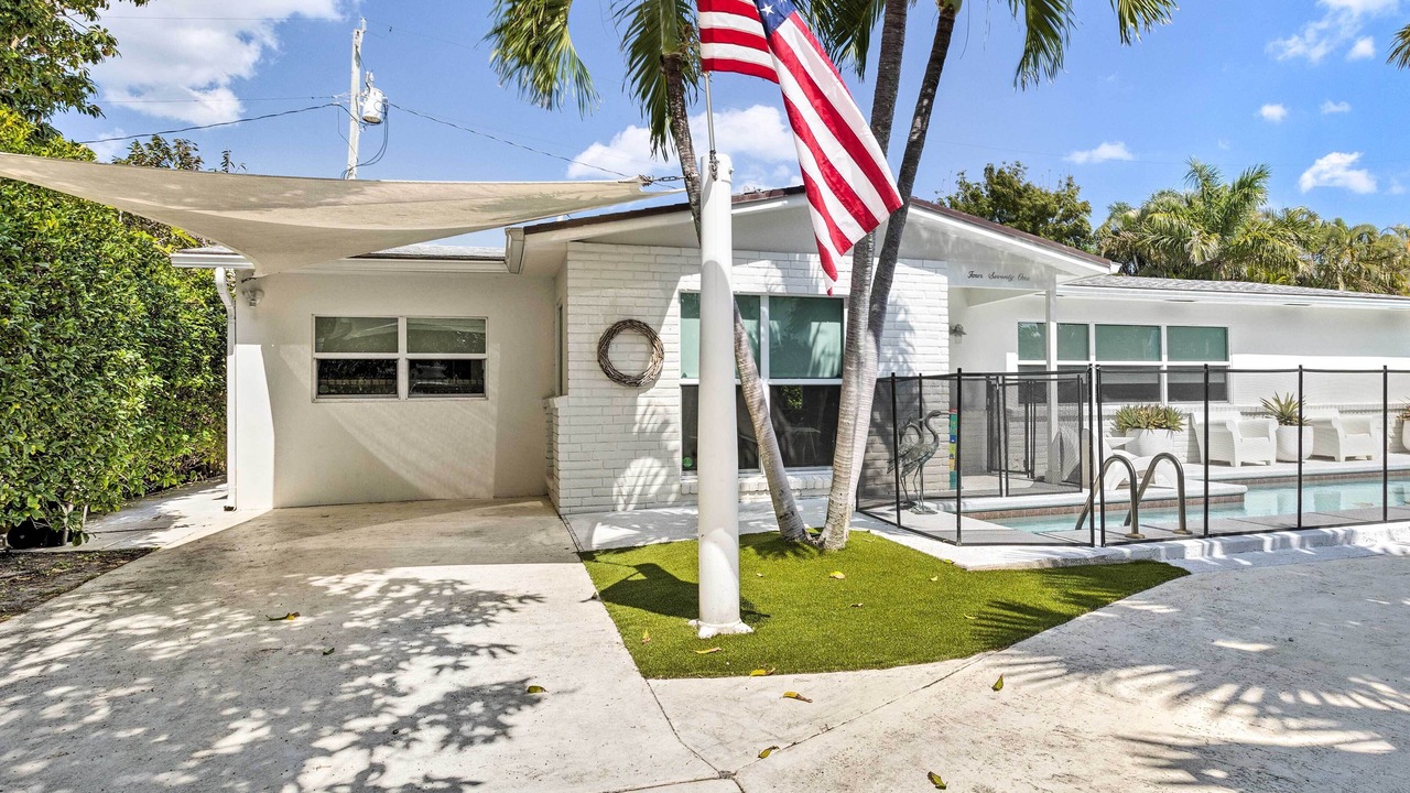 Photo of Outdoor in Juno Beach