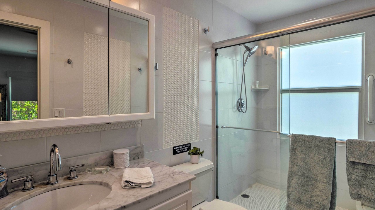 Photo of Bathroom in Juno Beach