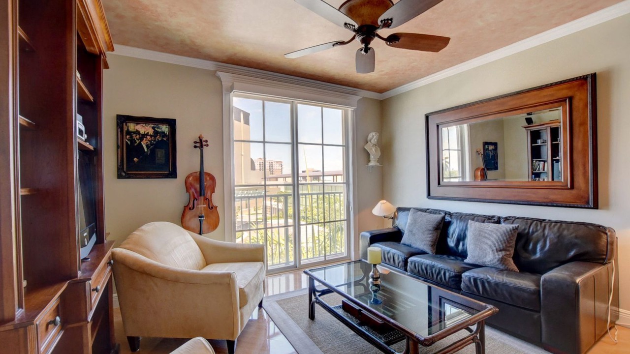 Photo of Livingroom in Downtown West Palm Beach