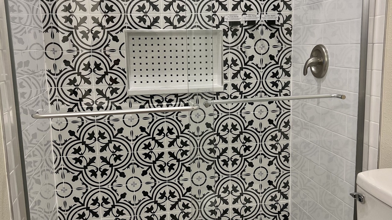 Photo of Bathroom in Lake Panasoffkee