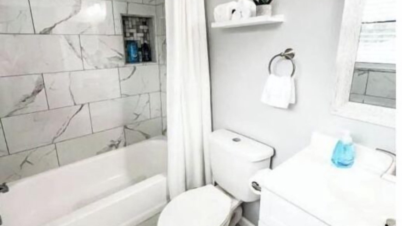 Photo of Bathroom in Fruitville