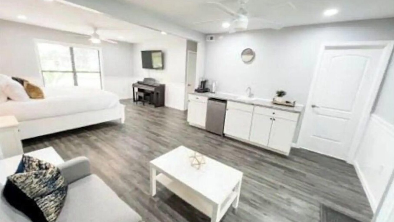 Photo of Livingroom in Fruitville