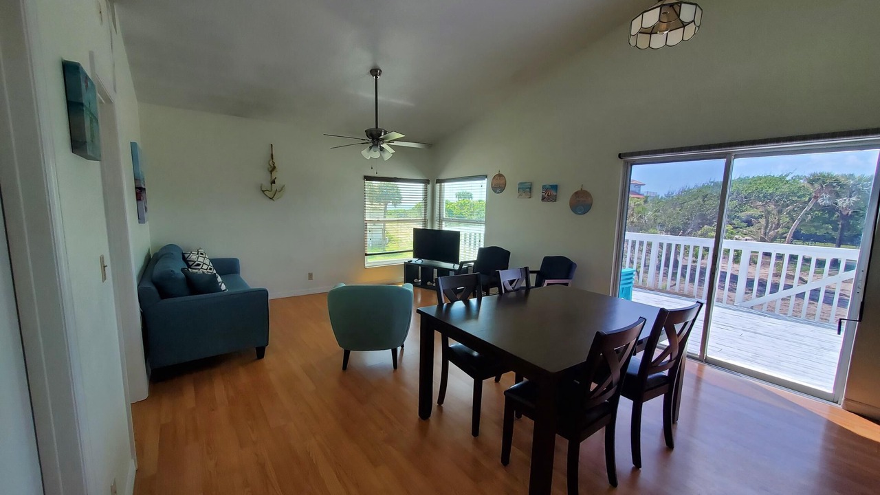 Photo of Livingroom in Melbourne Beach