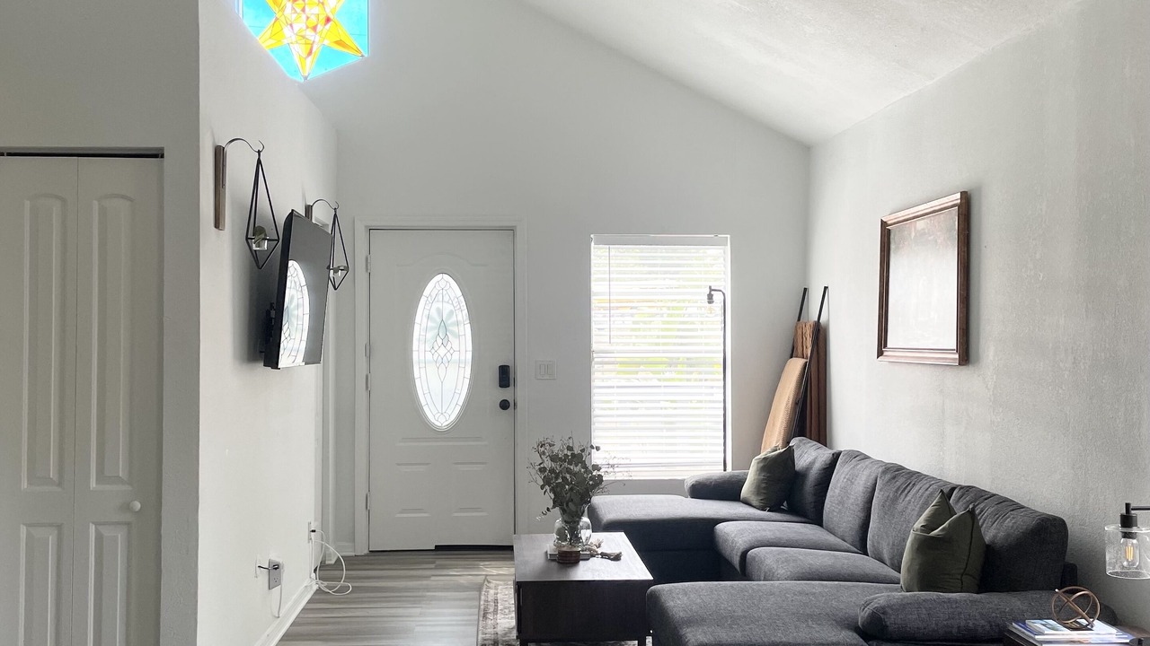 Photo of Livingroom in Old Seminole Heights
