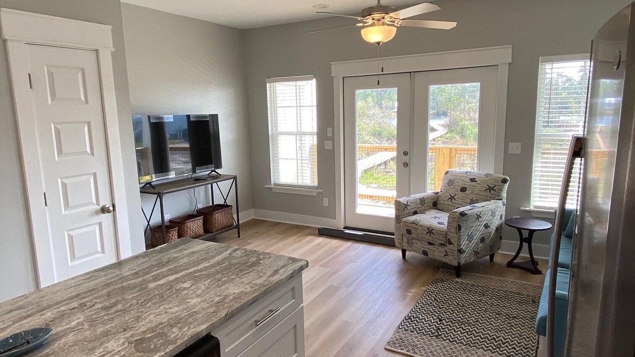 Photo of Livingroom in Carrabelle