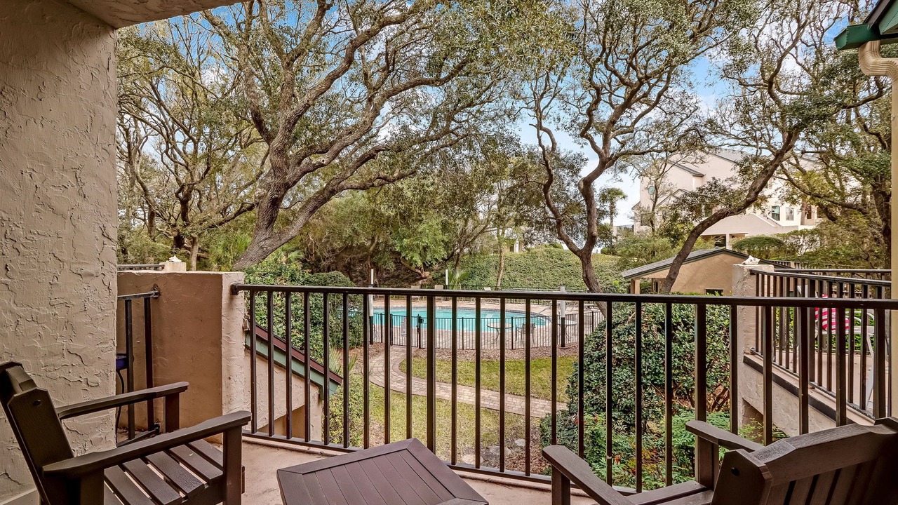 Photo of Patio Balcony in American Beach