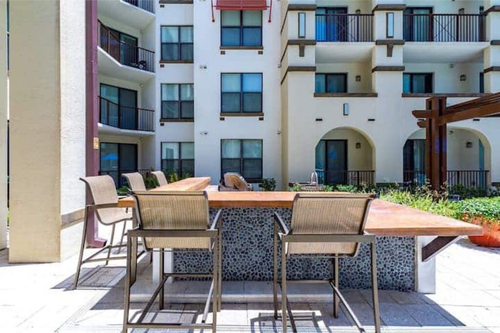 Photo of Outdoor in Carver City - Lincoln Gardens