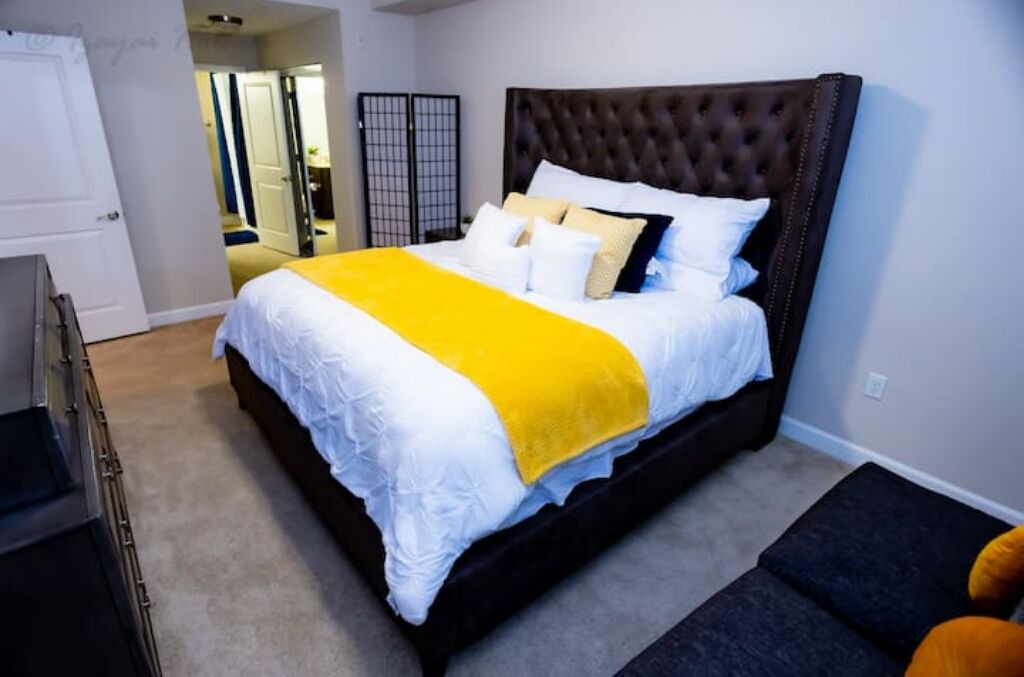 Photo of Bedroom in Carver City - Lincoln Gardens