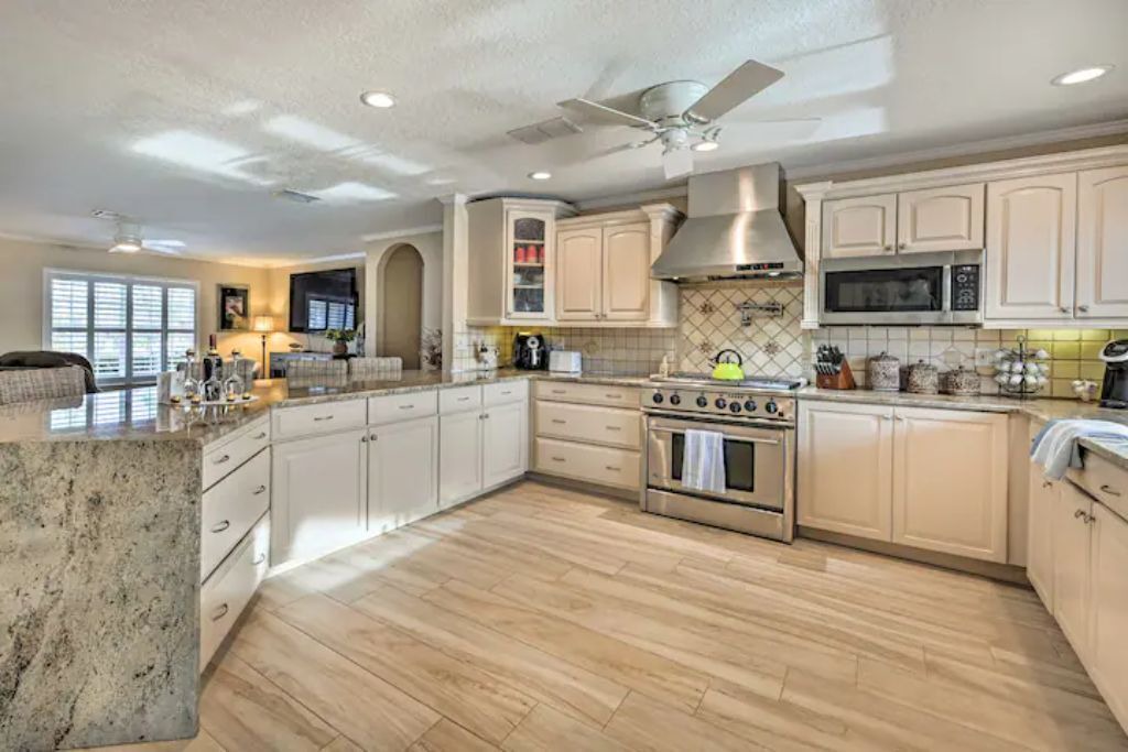 Photo of Kitchen in Bal Harbour