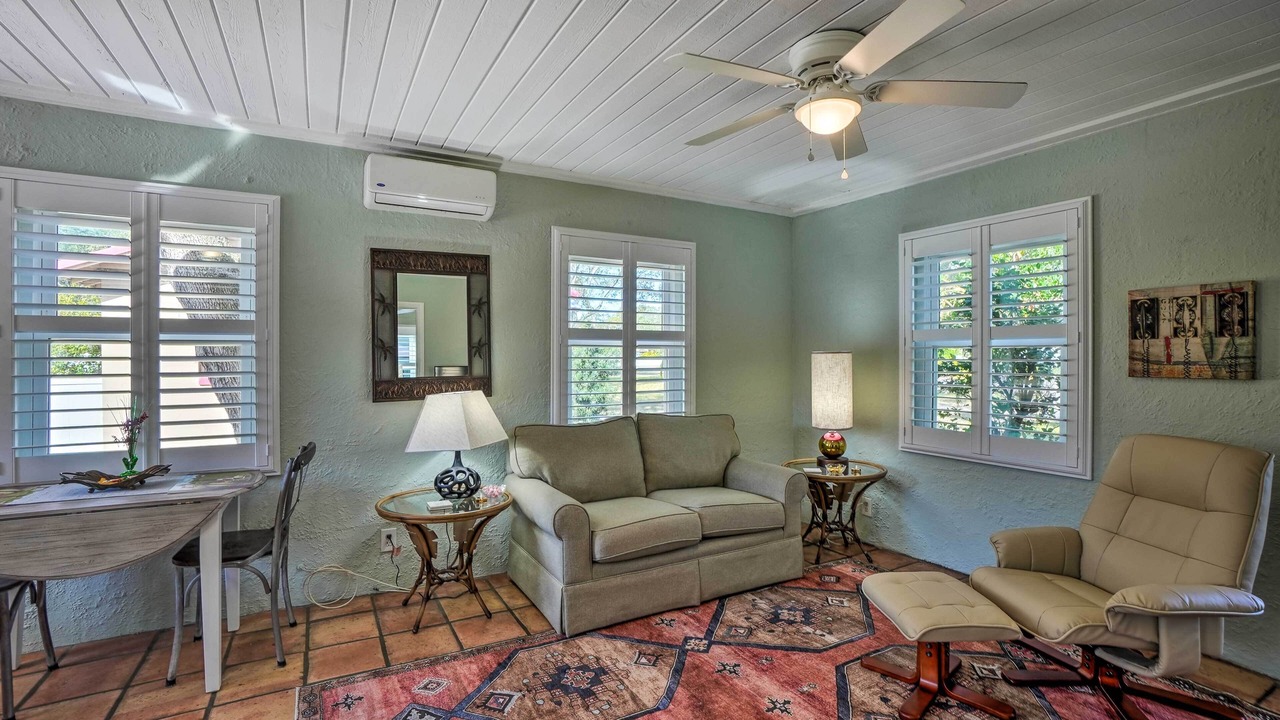 Photo of Livingroom in Crystal Beach