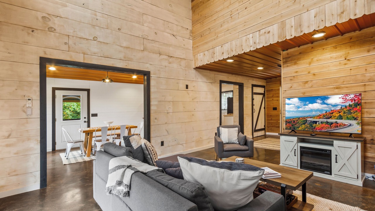 Photo of Livingroom in Young Harris