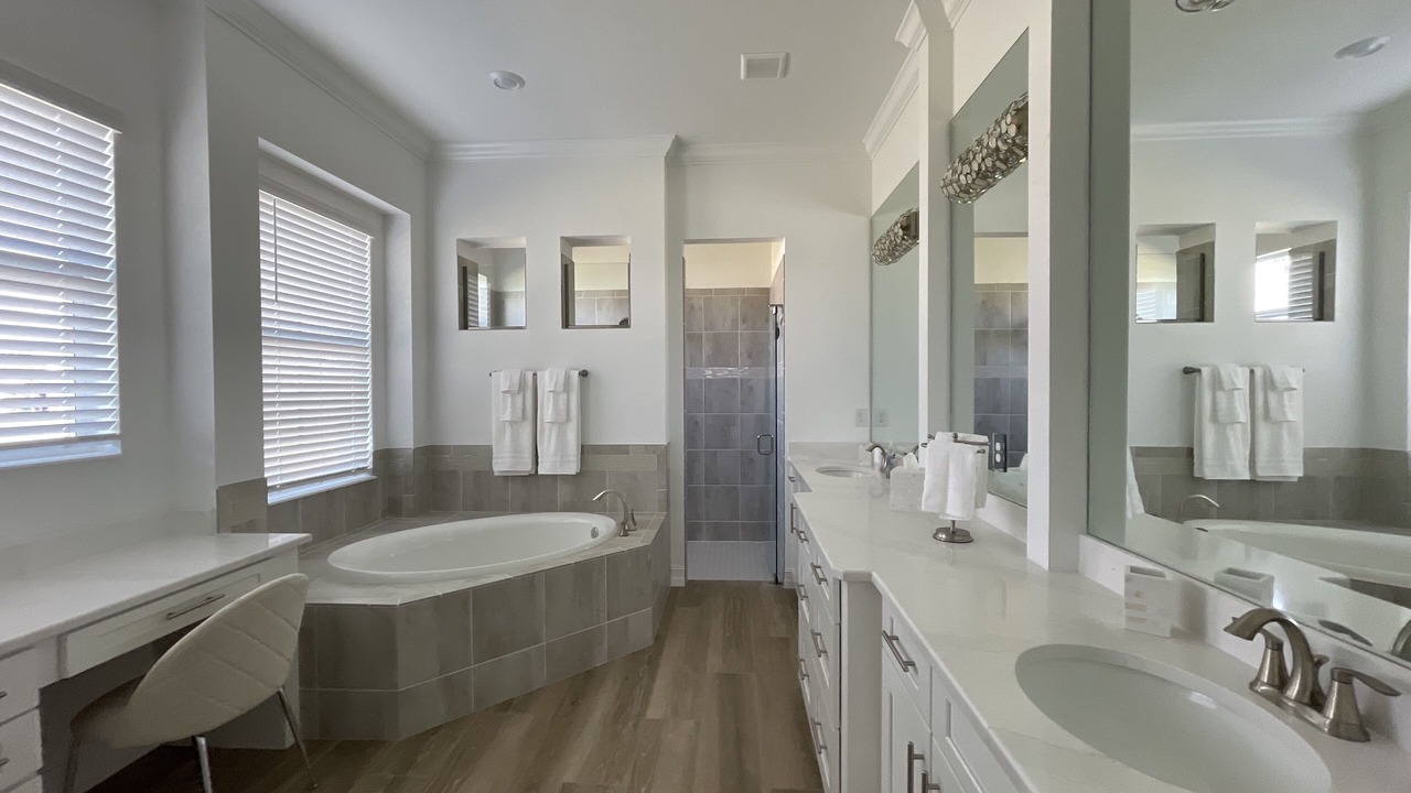 Photo of Bathroom in Biggar