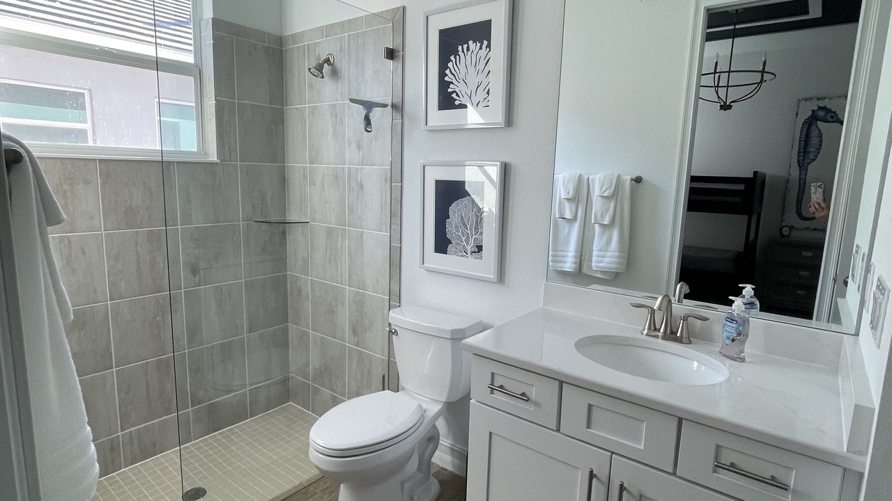 Photo of Bathroom in Biggar