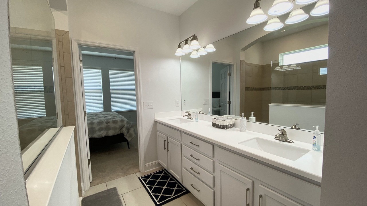 Photo of Bathroom in Ruskin