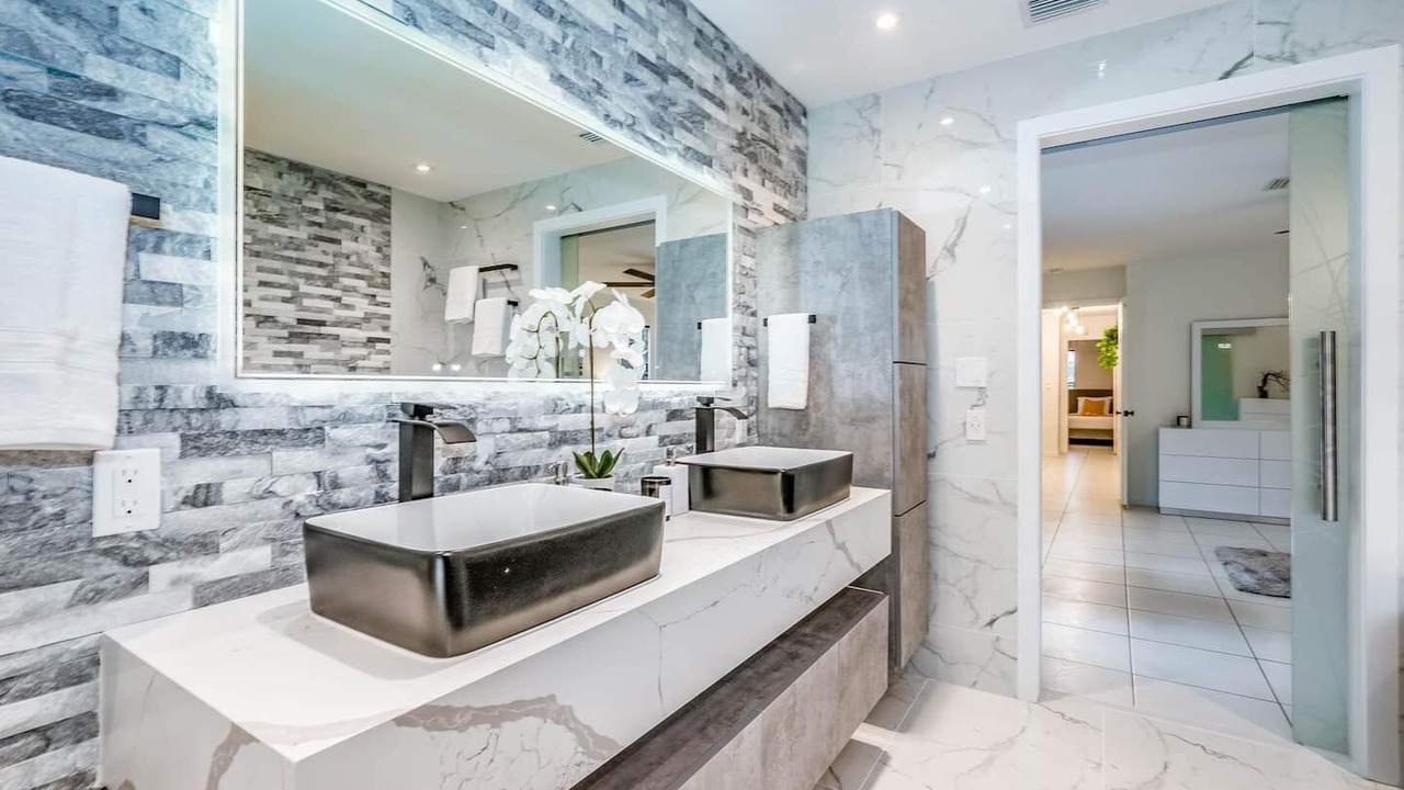 Photo of Bathroom in Croissant Park