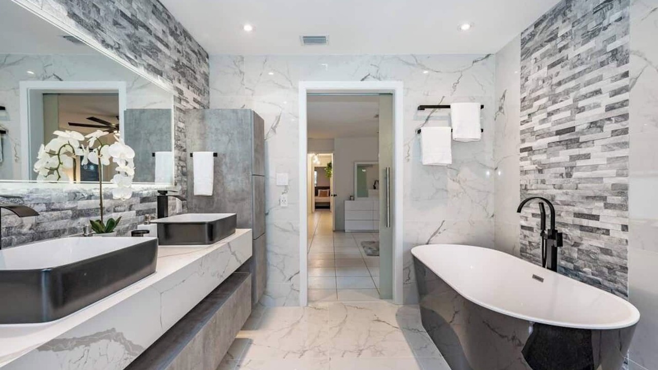 Photo of Bathroom in Croissant Park