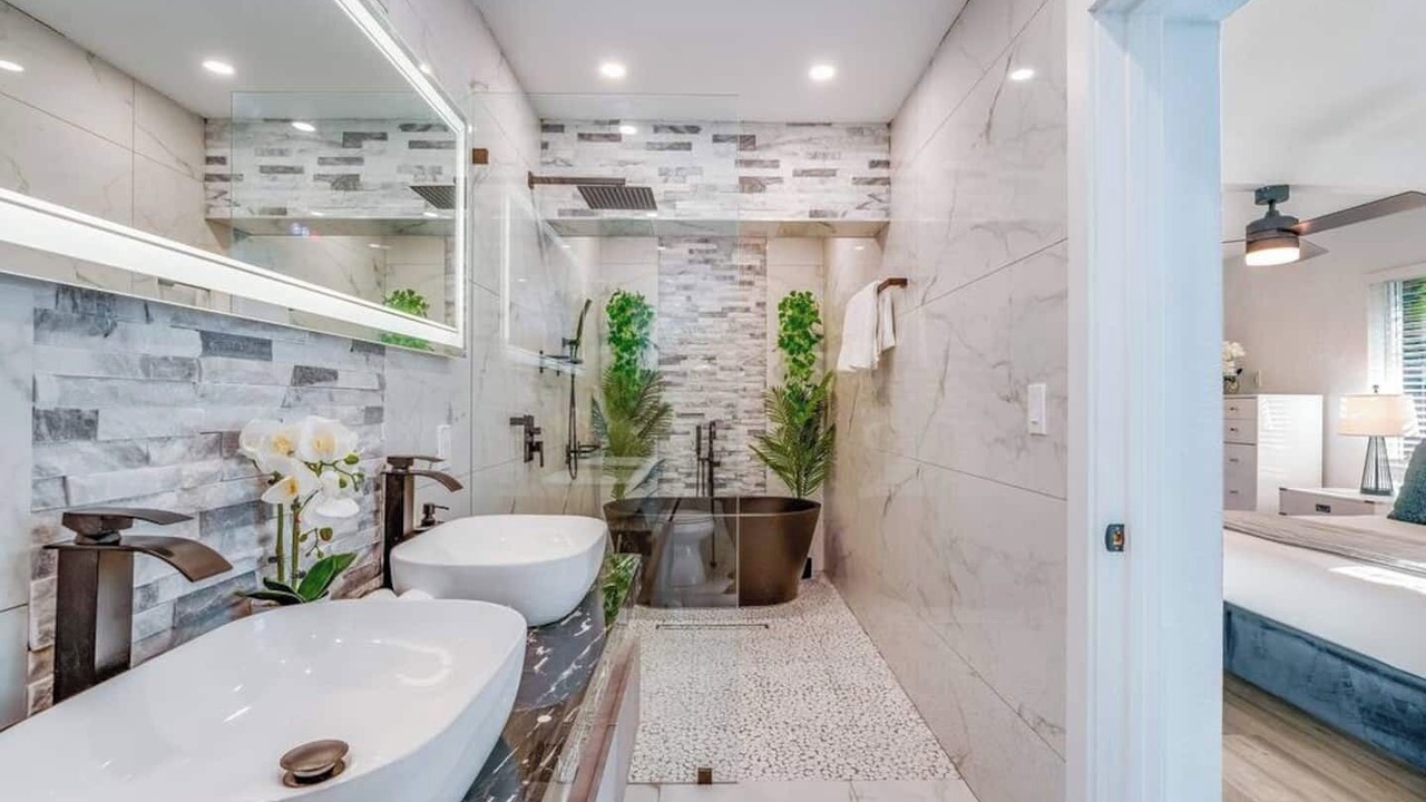 Photo of Bathroom in Croissant Park