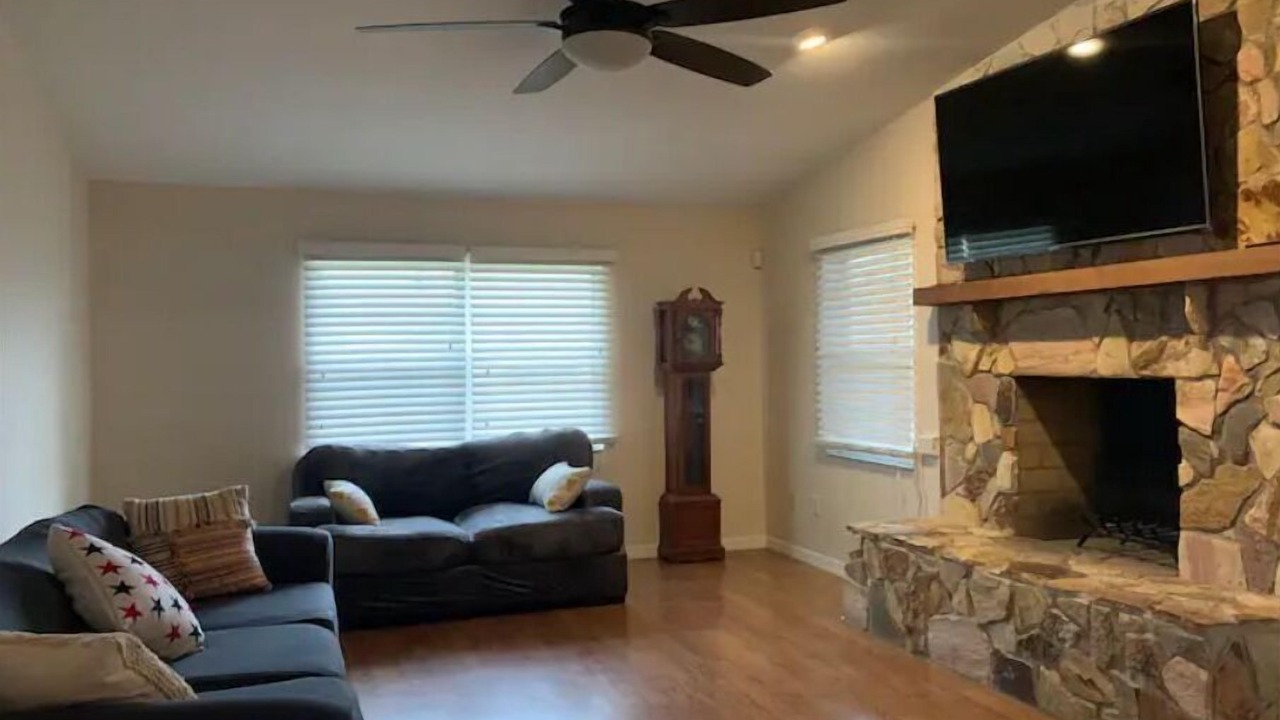 Photo of Livingroom in Auburndale