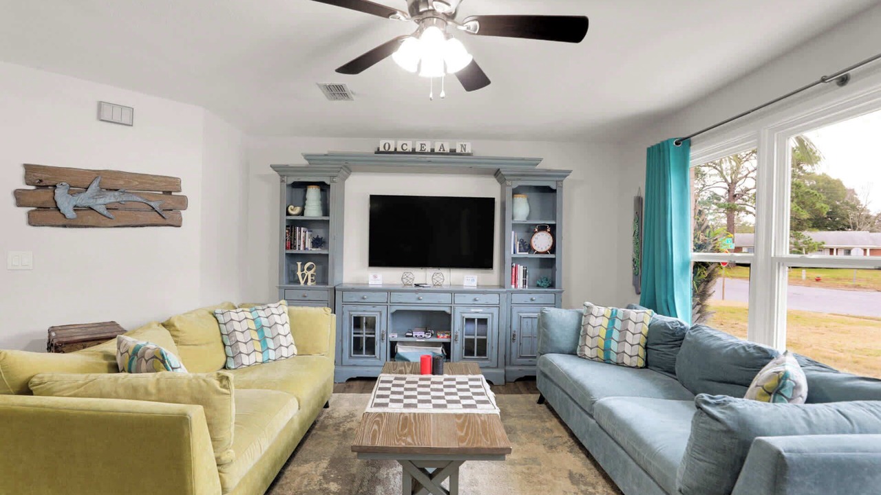 Photo of Livingroom in Fort Walton Beach