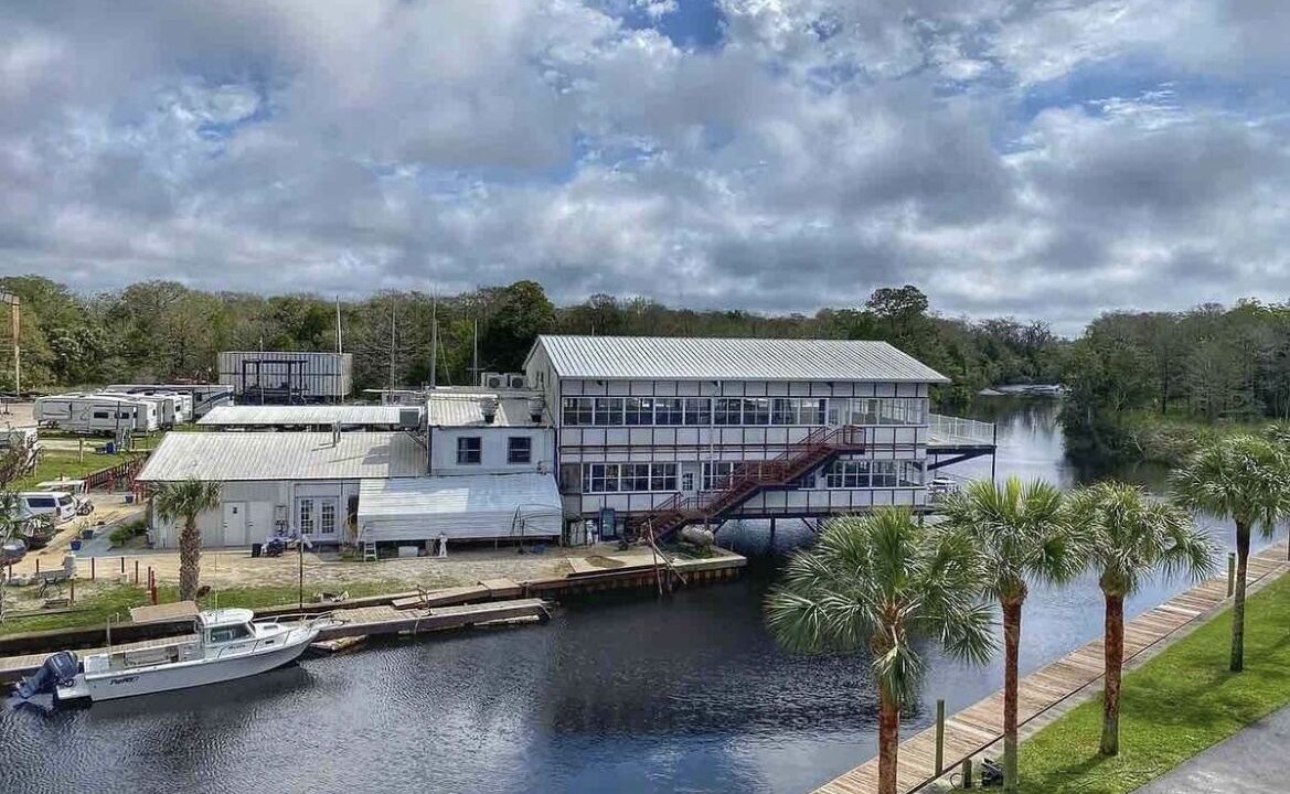 Photo of Outdoor in Suwannee