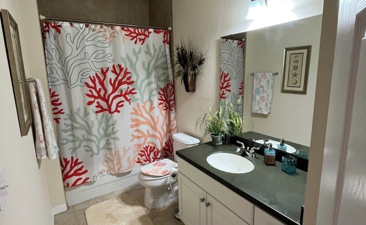 Photo of Bathroom in Suwannee