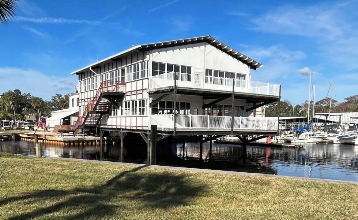 Photo of Outdoor in Suwannee
